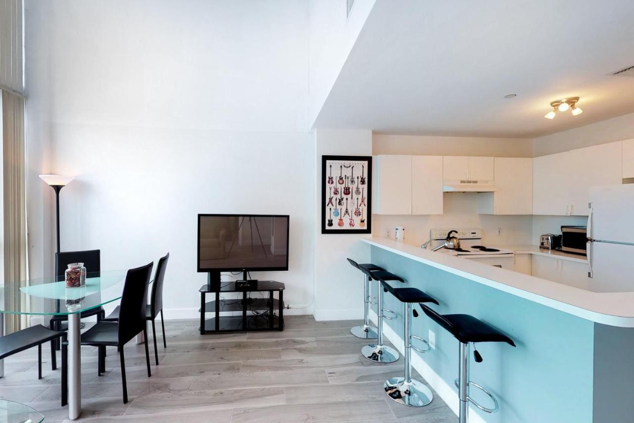 Castle Beach: Rumba Suite Μαϊάμι Μπιτς Εξωτερικό φωτογραφία