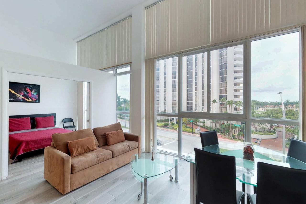 Castle Beach: Rumba Suite Μαϊάμι Μπιτς Εξωτερικό φωτογραφία