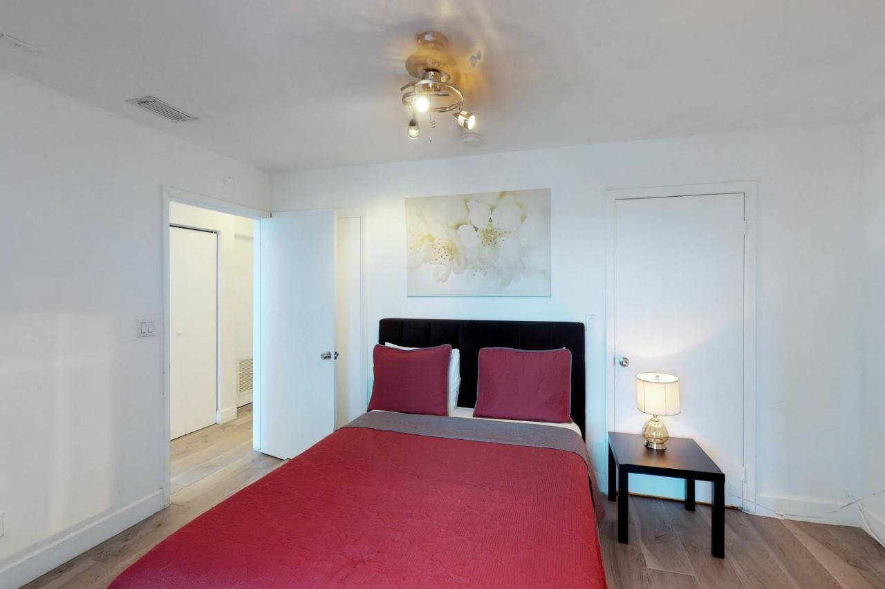 Castle Beach: Rumba Suite Μαϊάμι Μπιτς Εξωτερικό φωτογραφία